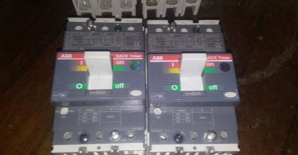 Выключатель автоматический ABB Tmax T1B 160 1SDA05 2